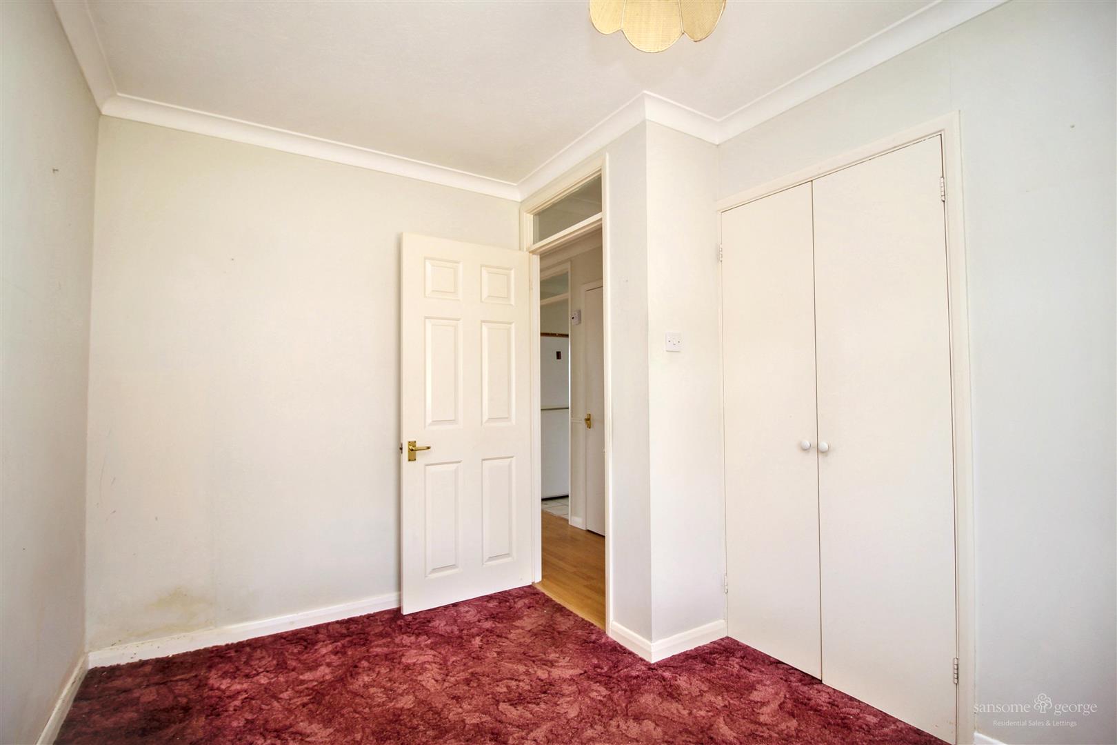 Bay Tree Rise, Calcot, Reading